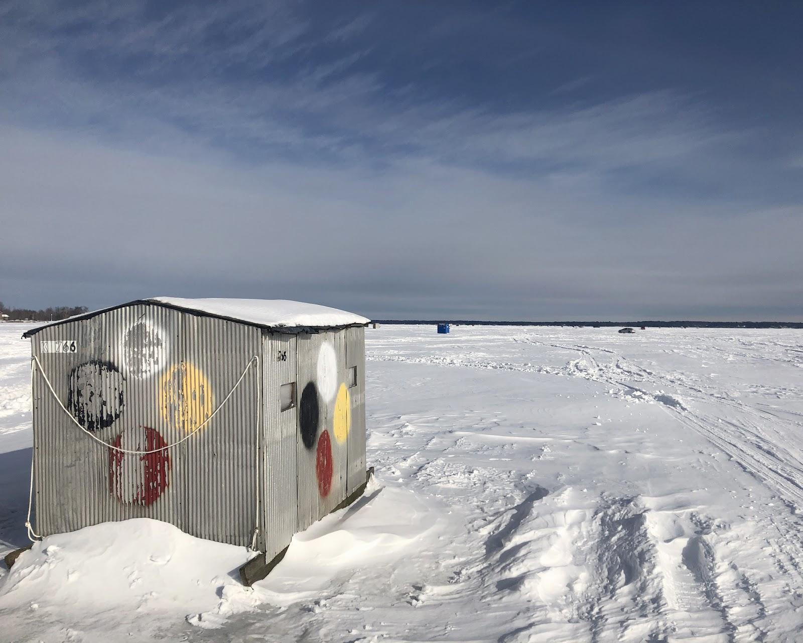 Ice fishing hut